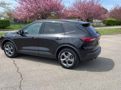Used 2025 Ford Escape ST-Line Select AWD/4WD image 42