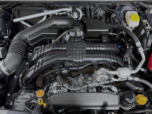 Used 2024 Subaru Crosstrek 2.0i Premium image 29