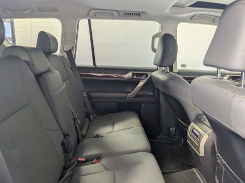 Used 2019 Lexus GX 460 Premium AWD/4WD image 31