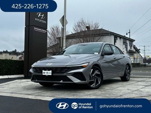 Certified 2025 Hyundai Elantra SEL image 1