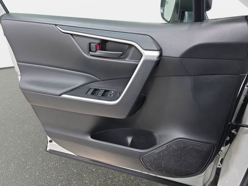 Certified 2025 Toyota RAV4 LE image 24