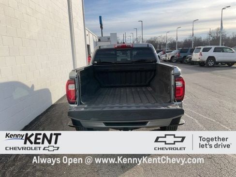 Used 2024 GMC Canyon Elevation w/ Convenience Package image 8