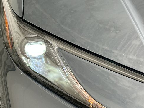 Certified 2025 Toyota Camry SE FWD image 9