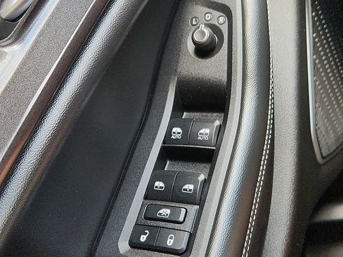Used 2022 Jeep Grand Cherokee Altitude AWD/4WD image 19