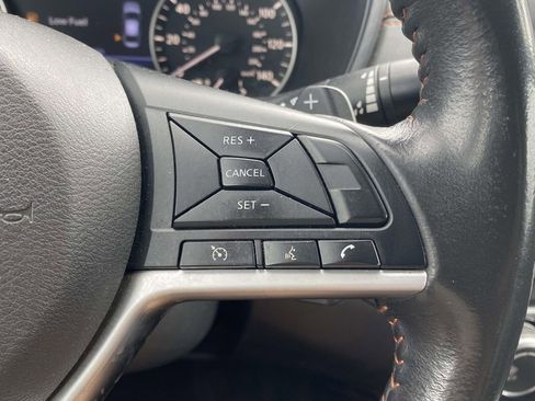 Used 2022 Nissan Altima 2.5 SR FWD image 21