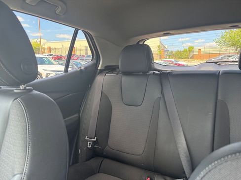 Used 2025 Buick Encore GX Preferred AWD/4WD image 34
