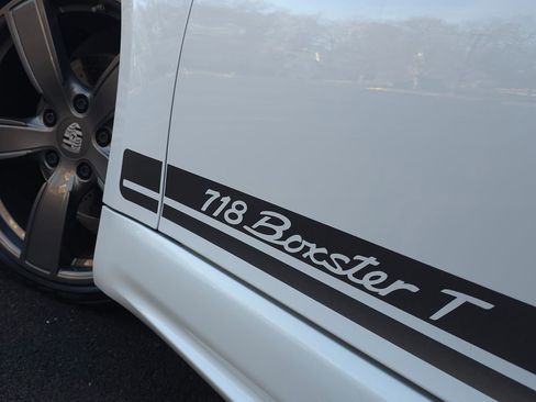 Used 2023 Porsche 718 Boxster image 42