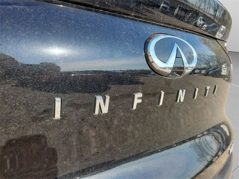 Used 2023 INFINITI QX55 Essential image 38