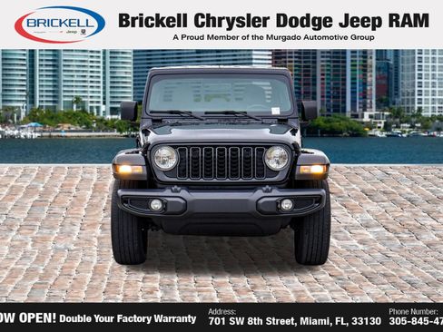 Used 2024 Jeep Gladiator Sport AWD/4WD image 2