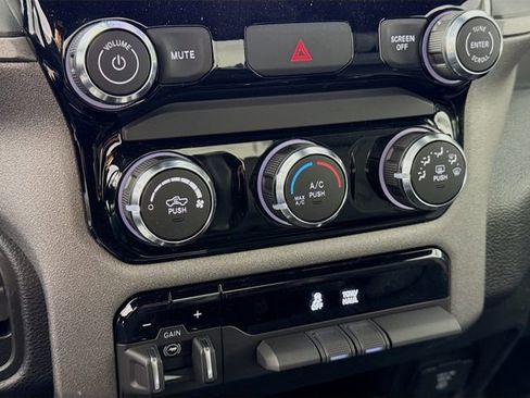 New 2026 RAM 2500 Tradesman w/ Chrome Appearance Group image 15