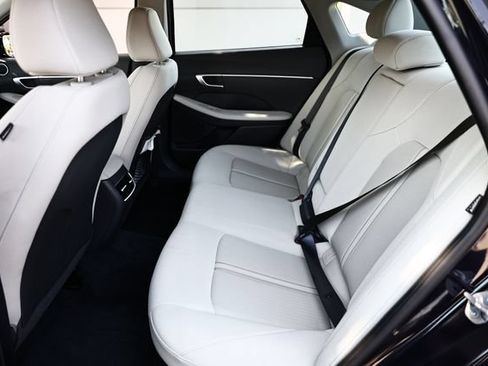 Certified 2025 Hyundai Sonata SEL FWD image 24
