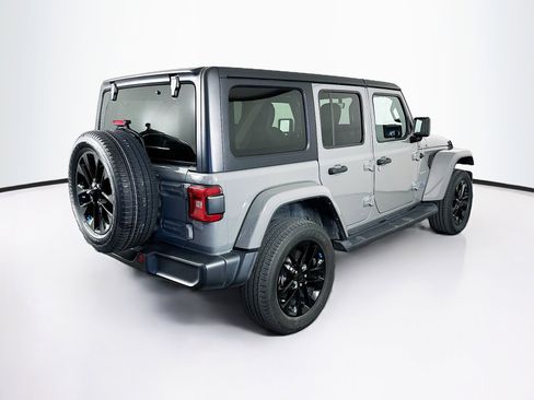 Used 2023 Jeep Wrangler Unlimited Sahara AWD/4WD image 9