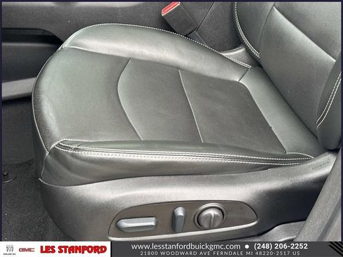 Certified 2022 GMC Terrain SLT w/ Tech Package image 20