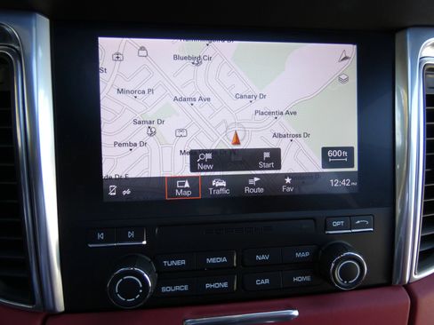 Used 2017 Porsche Macan GTS image 62