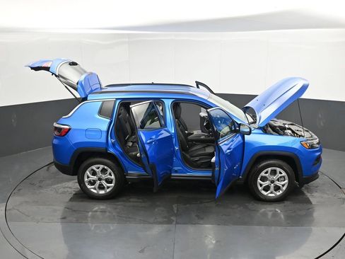 New 2025 Jeep Compass Latitude image 55