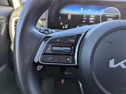 Used 2025 Kia Seltos EX w/ EX Sunroof Package image 13