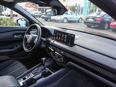 Used 2024 Honda Accord Sport image 23