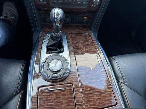 Used 2018 Nissan Armada SL w/ Premium Package image 14