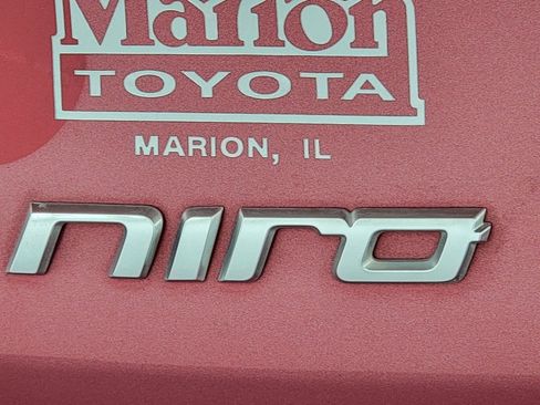 Used 2019 Kia Niro LX FWD image 10