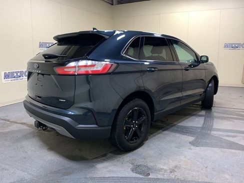 Used 2024 Ford Edge SEL w/ Convenience Package image 3