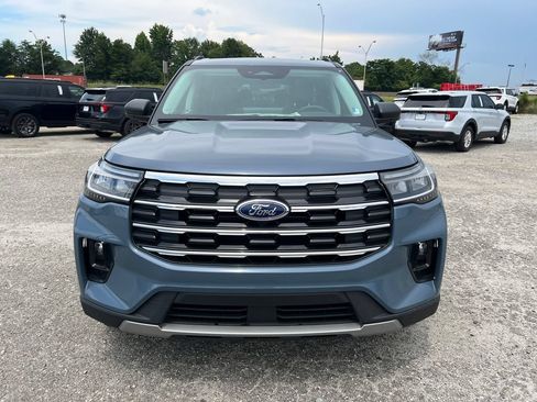 New 2026 Ford Explorer Active w/ Active Comfort Package AWD/4WD image 2