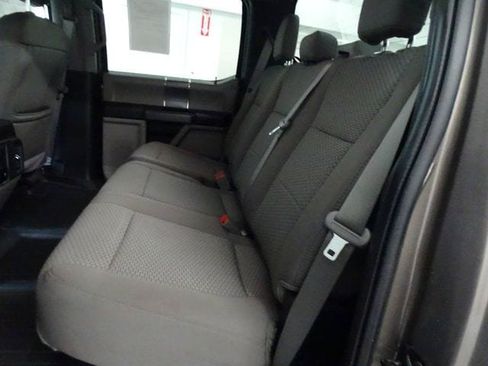 Used 2018 Ford F150 XLT w/ Equipment Group 302A Luxury AWD/4WD image 4