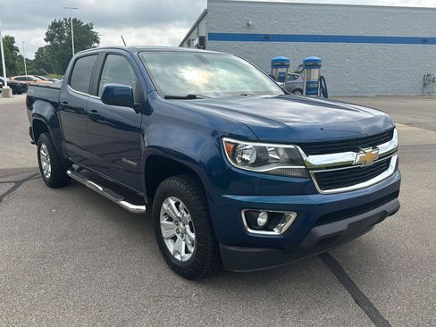 Used 2019 Chevrolet Colorado LT w/ LT Convenience Package AWD/4WD image 8