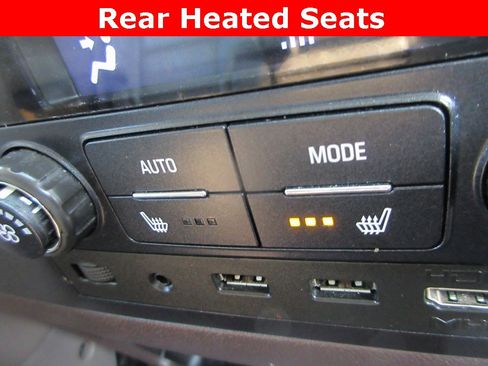 Used 2020 GMC Yukon Denali w/ Denali Ultimate Package image 26