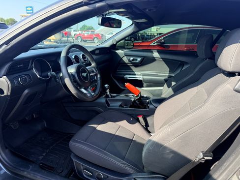 Used 2017 Ford Mustang Convertible w/ Equipment Group 051A RWD image 6