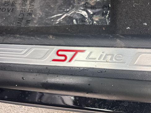 New 2026 Ford Explorer ST-Line w/ ST-Line Street Pack image 17