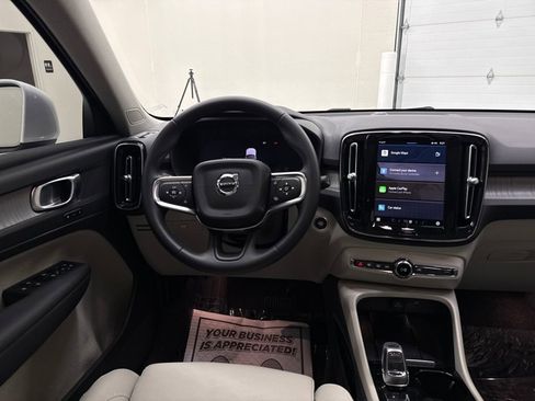 Used 2025 Volvo XC40 B5 Plus w/ Climate Package image 14