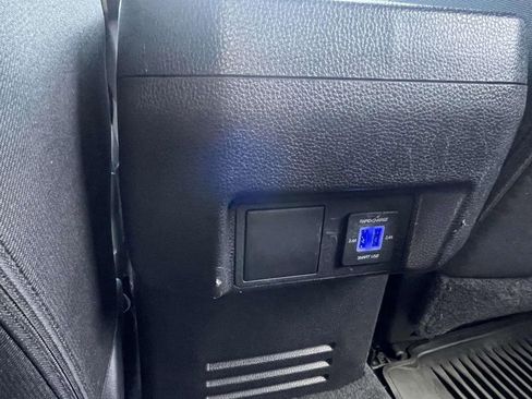 Used 2024 Toyota Tacoma SR5 w/ SR5 Upgrade Package image 15