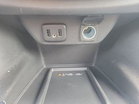 Used 2023 Chevrolet Traverse LT w/ LPO, Floor Liner Package image 19