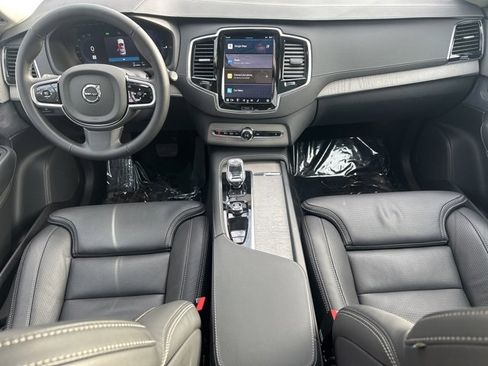 Certified 2025 Volvo XC90 T8 Ultra image 17