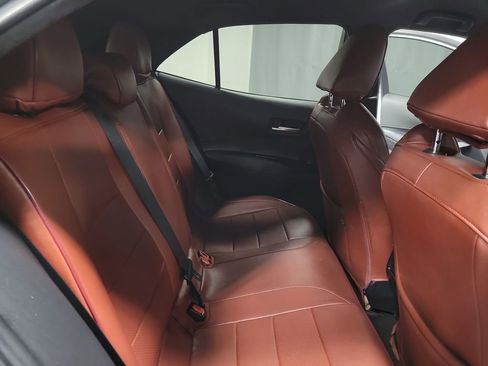 Used 2020 Toyota Corolla SE w/ SE Preferred Package image 21