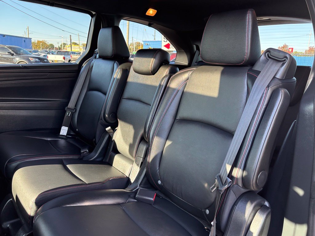 Used 2023 Honda Odyssey Sport image 16