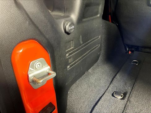 Used 2020 Jeep Wrangler Unlimited Sport S AWD/4WD image 35