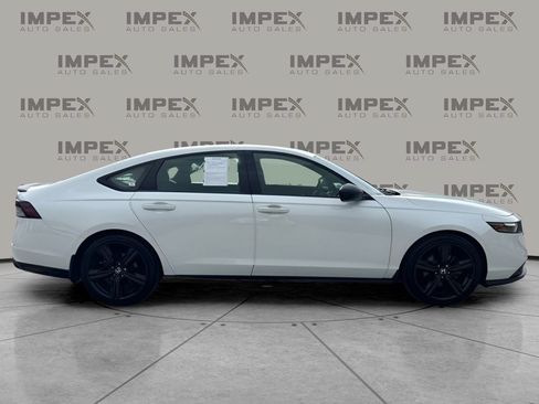 Used 2023 Honda Accord Sport image 6