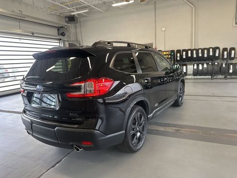 Used 2024 Subaru Ascent Onyx Edition image 5