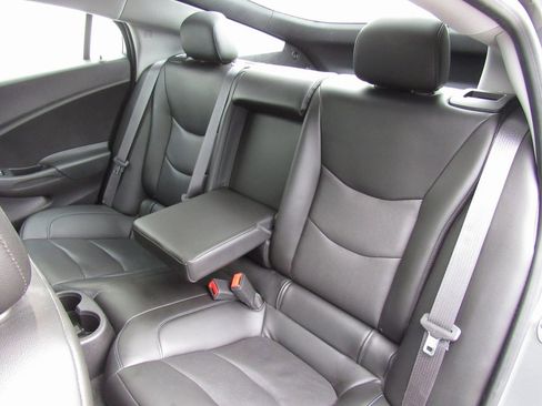 Used 2017 Chevrolet Volt LT w/ Comfort Package image 15