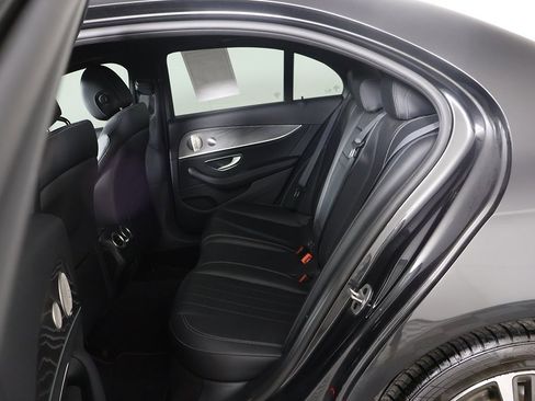Used 2021 Mercedes-Benz E 350 4MATIC Sedan image 30