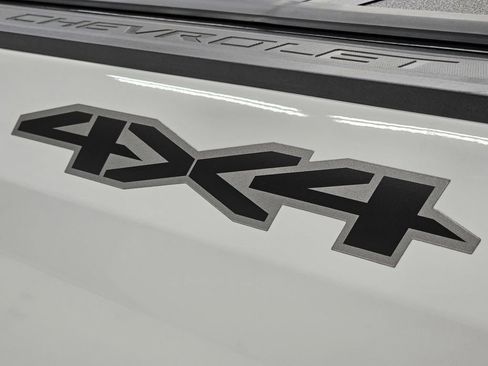 New 2026 Chevrolet Silverado 1500 RST w/ Dark Appearance Package AWD/4WD image 33
