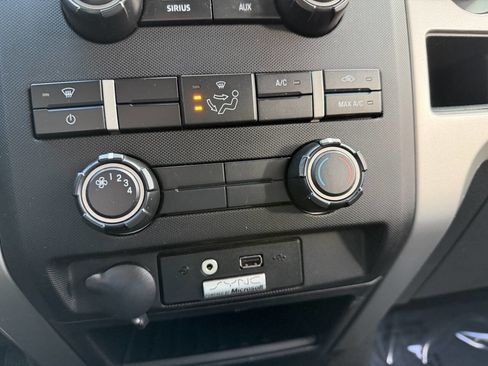 Used 2014 Ford F150 XLT image 30