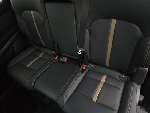 New 2026 MAZDA CX-70 3.3 Turbo w/ Premium Plus Pkg image 12