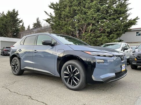 New 2026 Subaru Solterra image 2