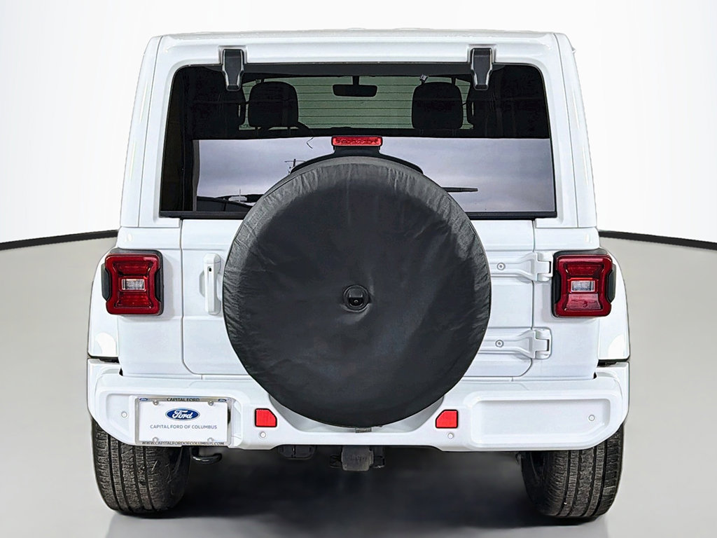 Used 2023 Jeep Wrangler Unlimited Sahara AWD/4WD image 13