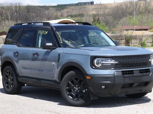 New 2025 Ford Bronco Sport Big Bend w/ Convenience Package AWD/4WD image 2