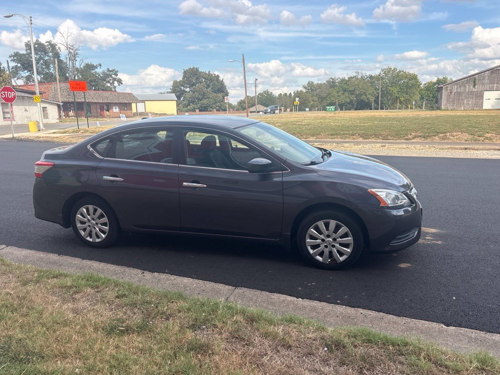 Used 2015 Nissan Sentra SV FWD image 9