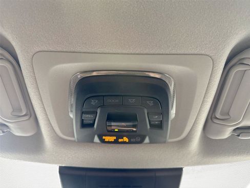 Used 2024 Toyota Corolla Cross LE FWD image 21