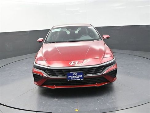 New 2026 Hyundai Elantra SE image 3